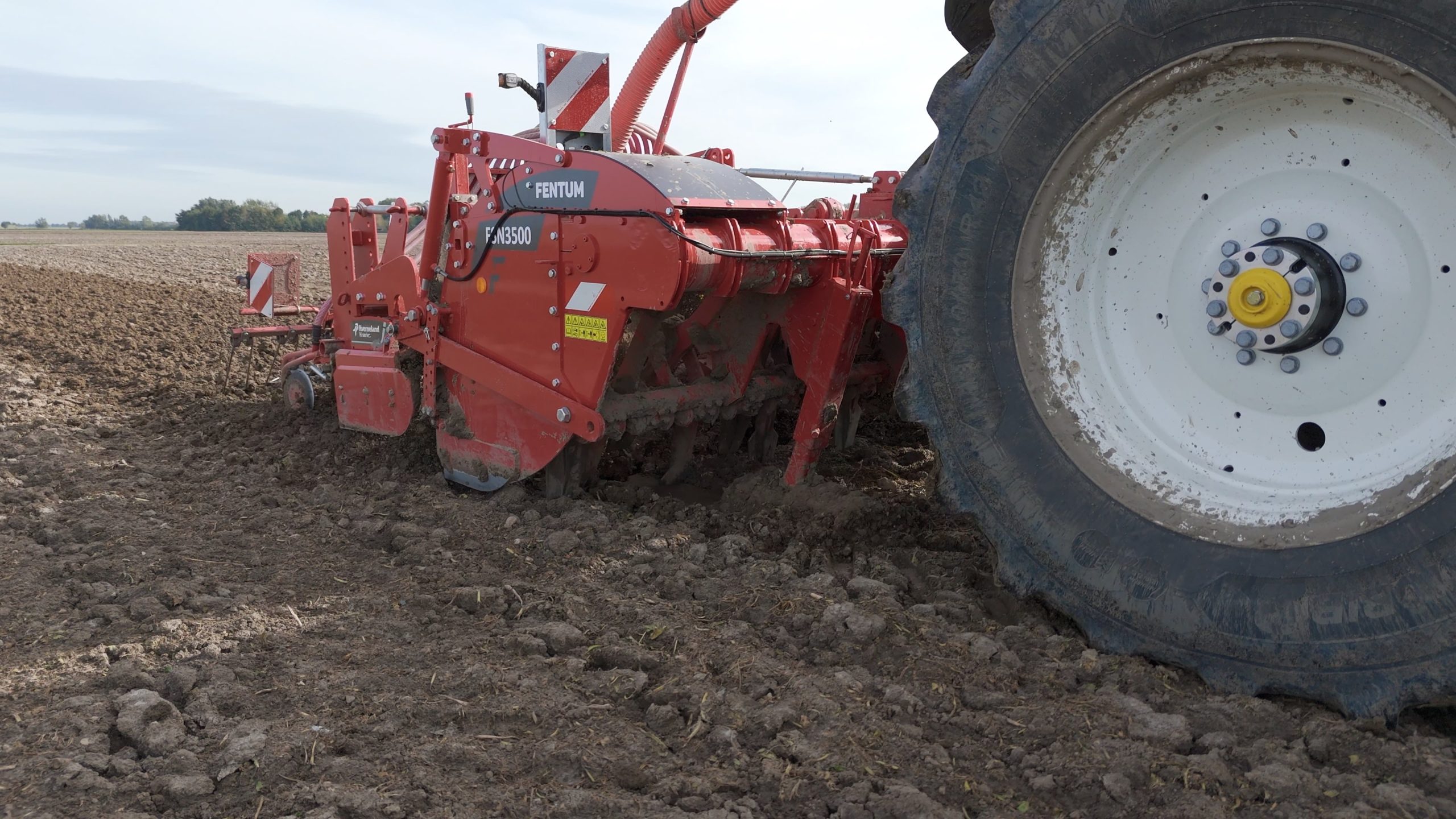 Spading Machine